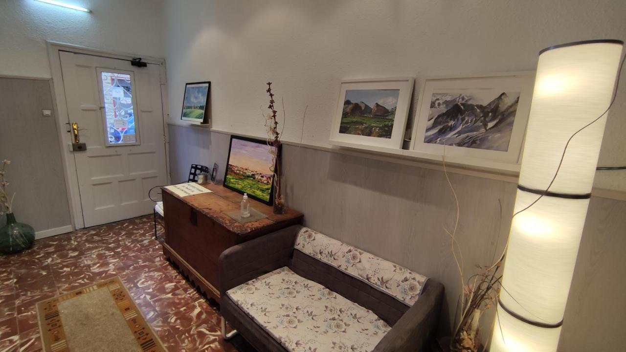Hostal Escartin Sabiñánigo Eksteriør bilde